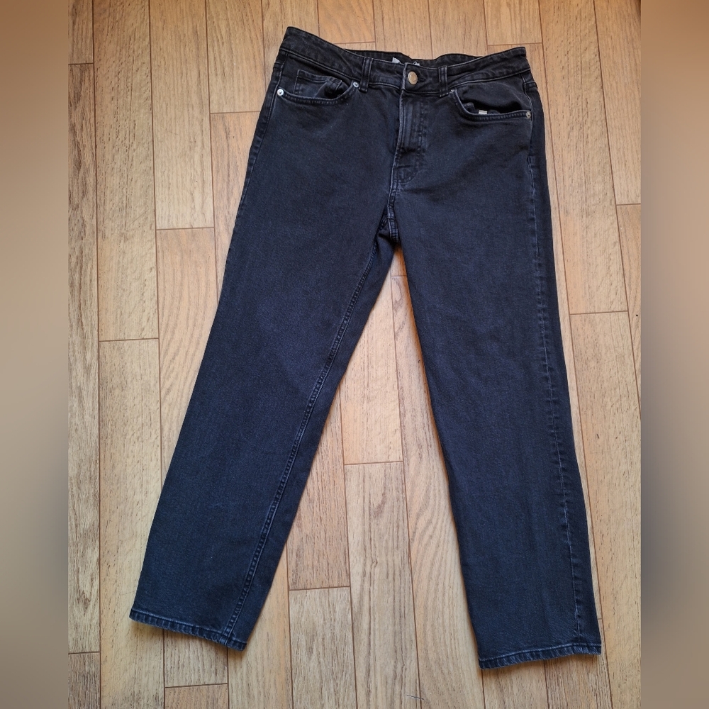 H&M Women's Black Straight Leg Jeans Sz. 10